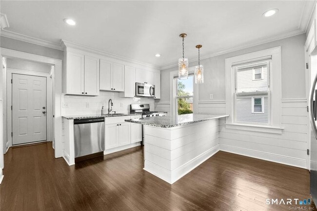 Photo - 36 Churchill St