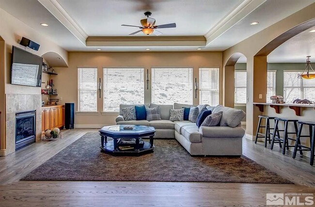 Photo - 5710 Prairie Dunes Court