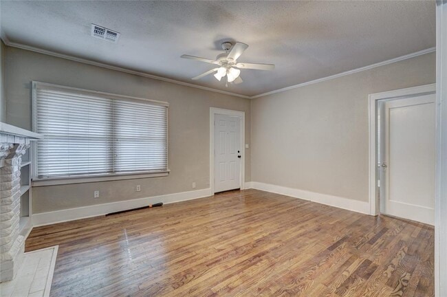 Photo - 3711 N Military Ave