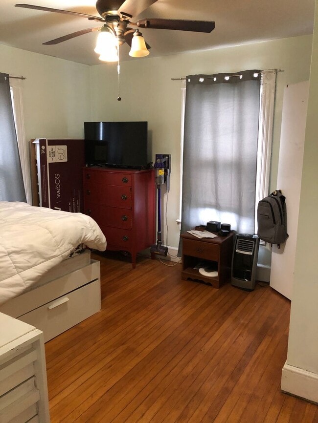 Building Photo - 43 Nichols Ave Unit 1