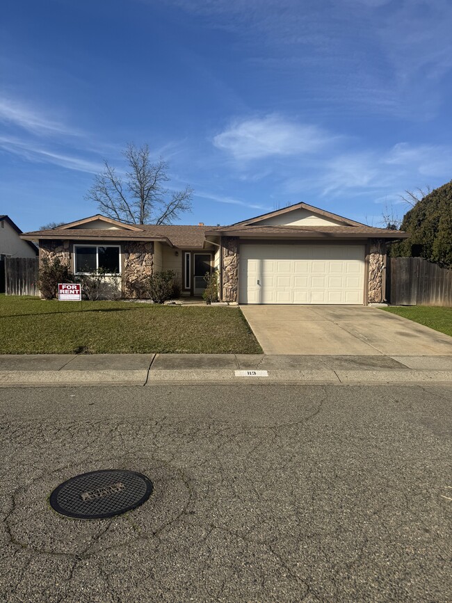 Building Photo - 113 Carney Cir