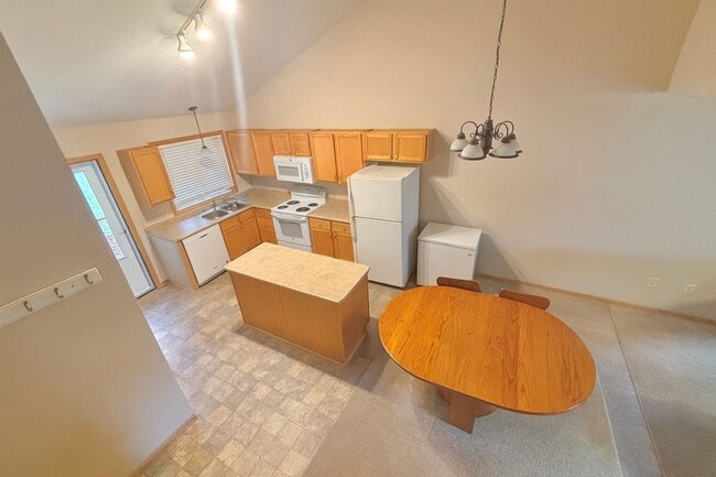 Photo - 1040/1044 4th St SE, Forest Lake, MN 55129 (duplex) Unit 1044 4th St SE