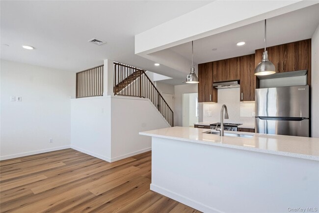Photo - 62-45 60th Pl