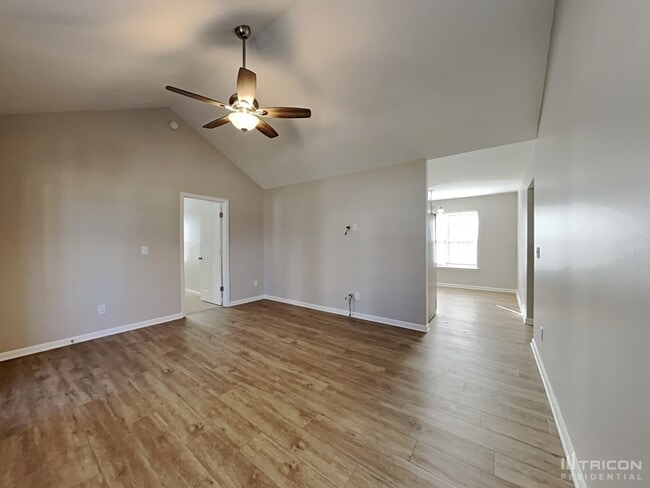 Photo - 35 Atherton Dr