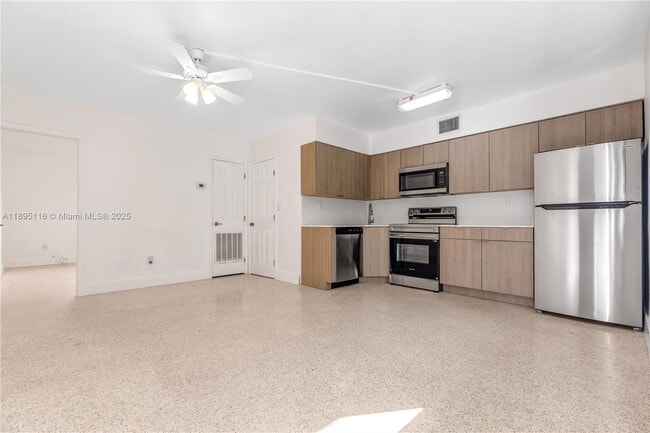 Photo - 43 Glen Royal Pkwy Unit 2