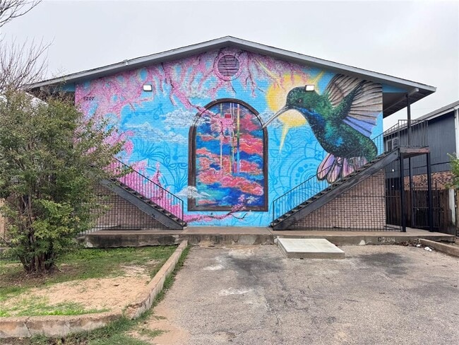 Building Photo - 8207 Sam Rayburn Dr Unit 204