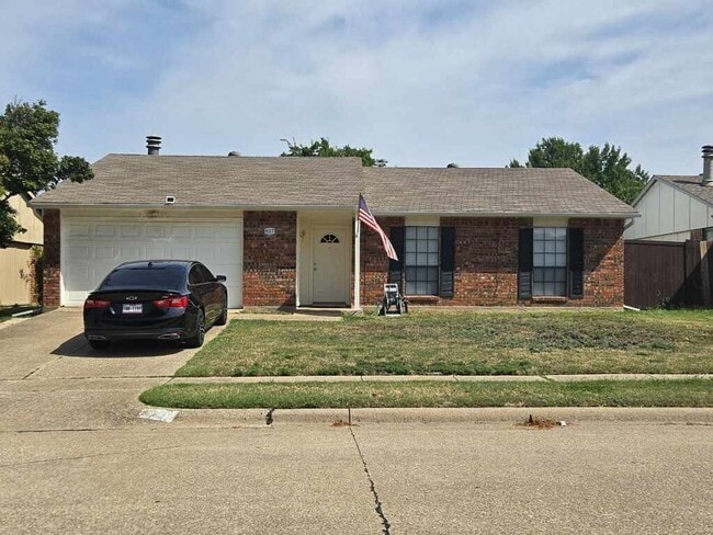 Building Photo - Coming Soon - 3/2/2 in Allen Rental
