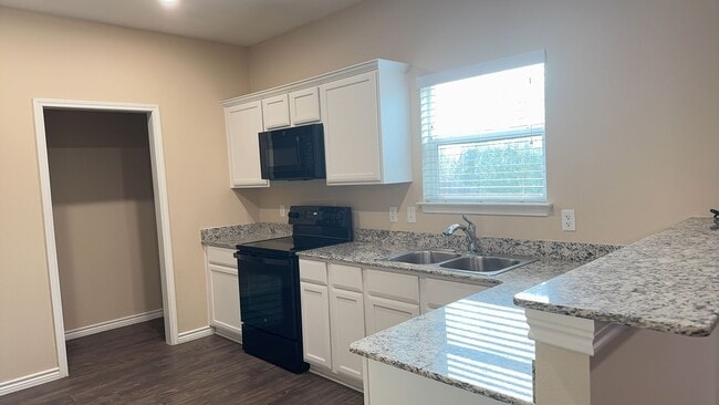 Photo - 3604 Barnacle Dr Unidad B