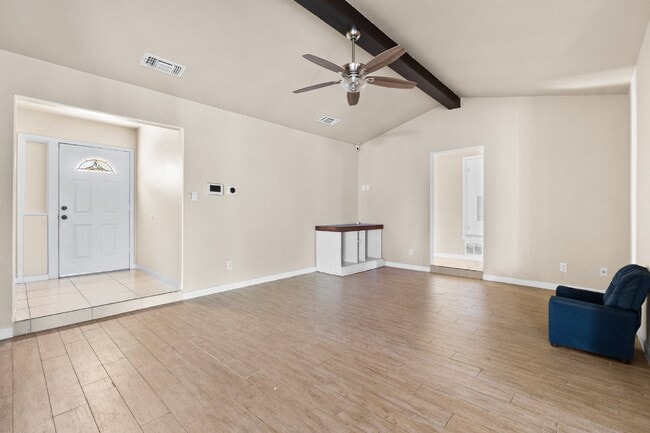 Photo - 7319 Whithers Ln