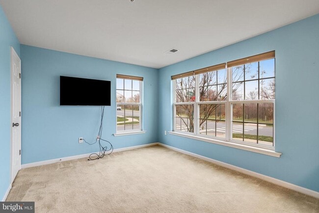 Photo - 5918 Jefferson Commons Way