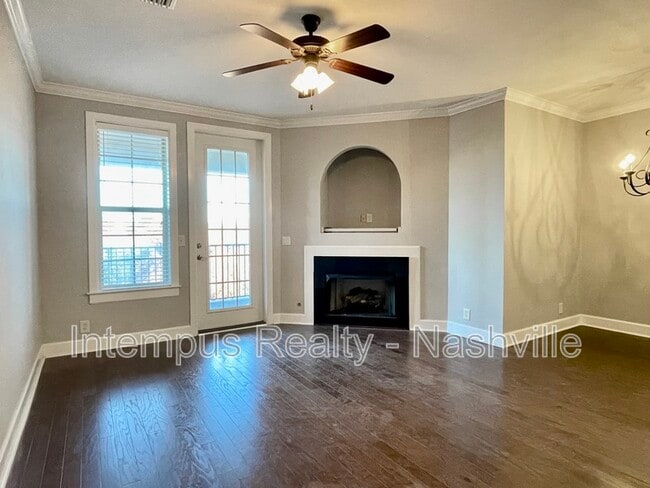 Photo - 307 Seven Springs Way Unidad Apt 303