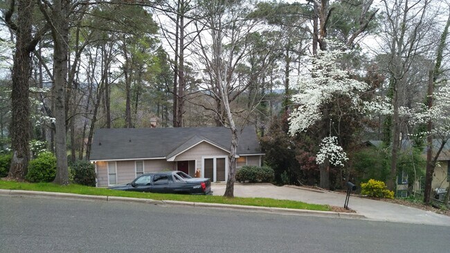 Photo - 3473 Ridgecrest Dr House