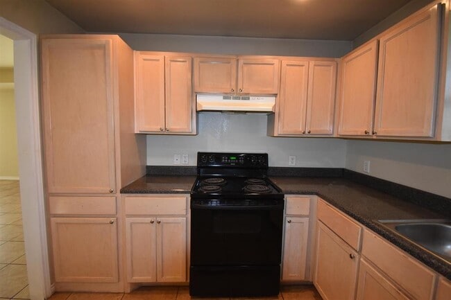 Photo - 104 Alyssa Dr