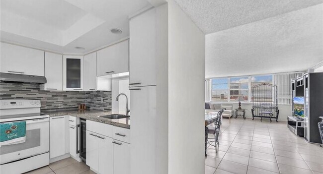 Photo - 1160 N Federal Hwy Unit 1120