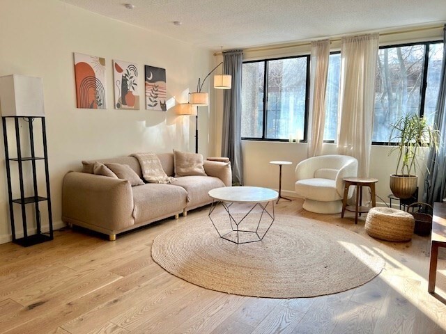 Photo - 1730 Beacon St Unidad 4 Rental