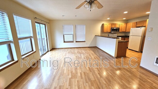 Photo - 8111 NE 36th Ct