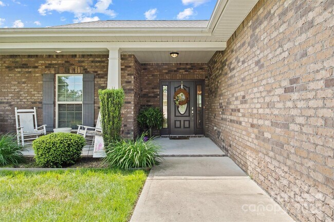 Photo - 7266 Kenyon Dr