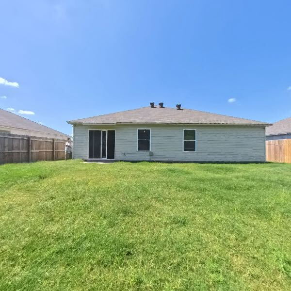 Photo - 5141 Yukon Dr