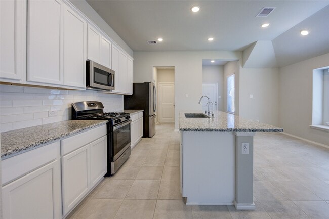 Building Photo - 32014 Quail Terrace Ln Rental