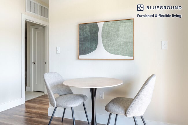 Photo - 1501 W Howard Ln Unidad FL1-ID359