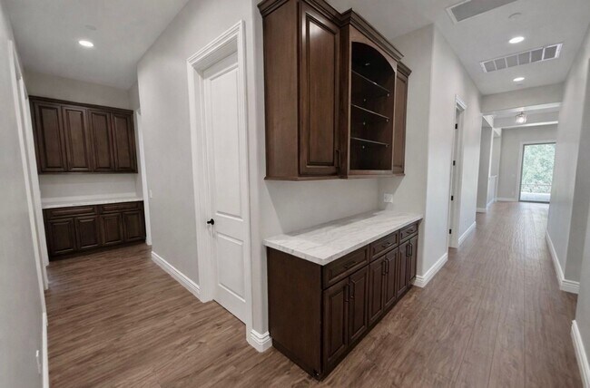 Photo - GORGEOUS HOME 4 BR, 4 1/2 BA, 3 CAR GARAGE & RV PARKING!