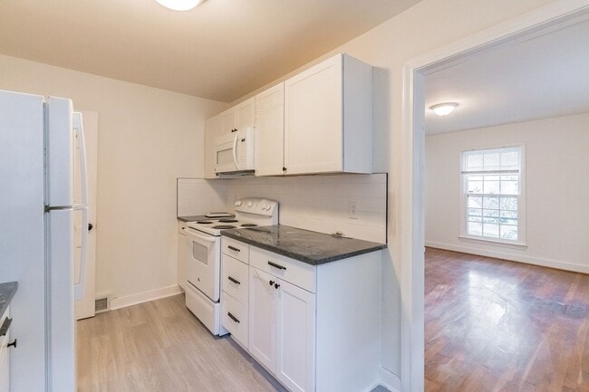 Photo - 1017 W End Blvd Unit 1019 West End Blvd