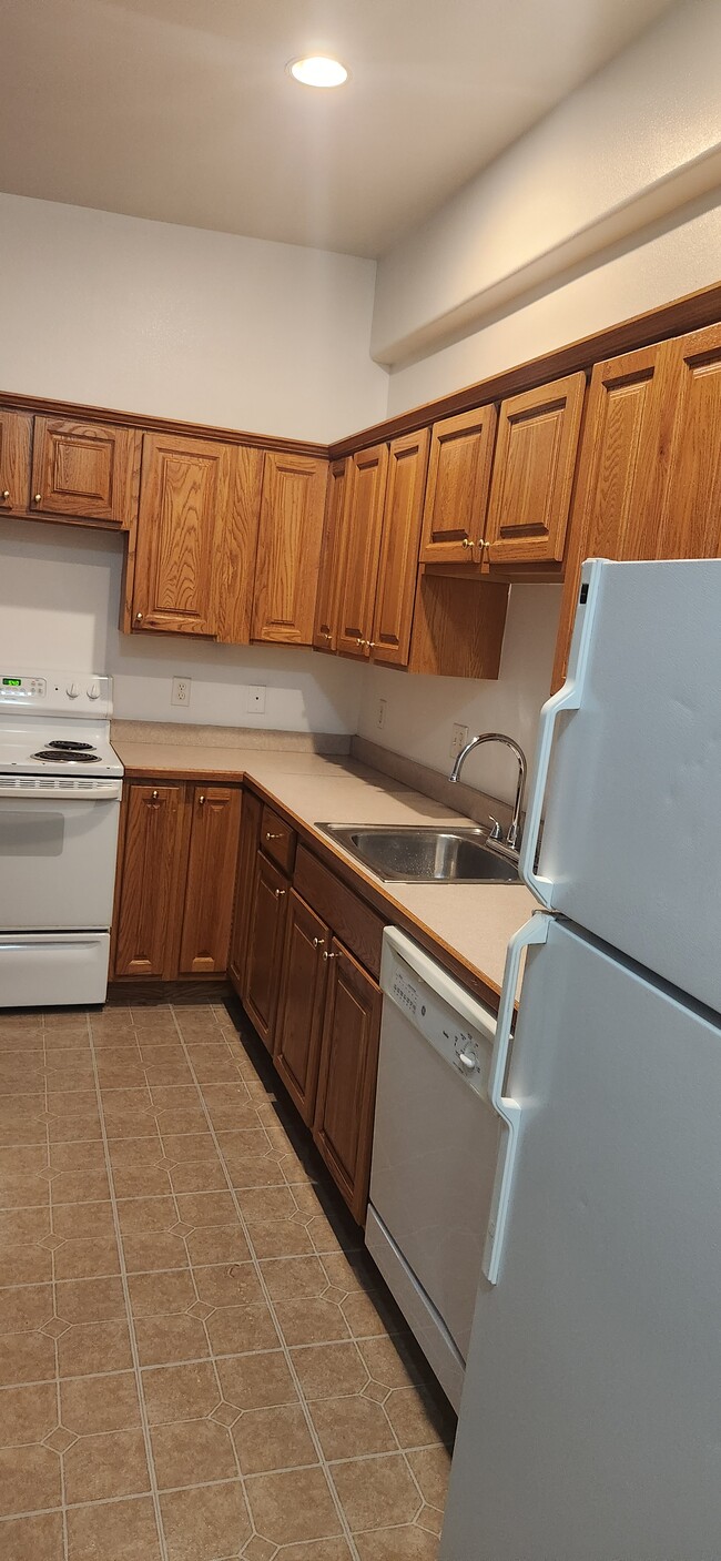 Photo - 481 3rd St Unit 2-3