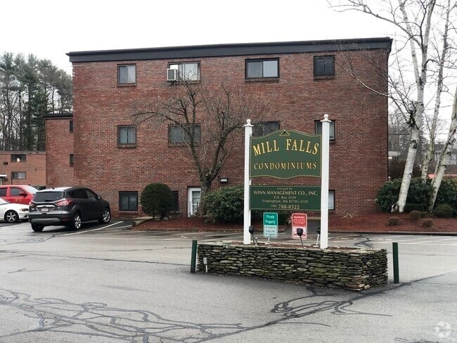 Building Photo - 79 Nicholas Rd Unit H Rental