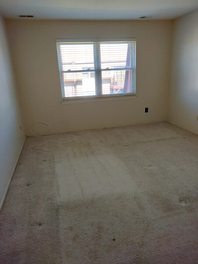 Photo - 706 N Oaks Blvd Unit 706 North Oaks Blvd