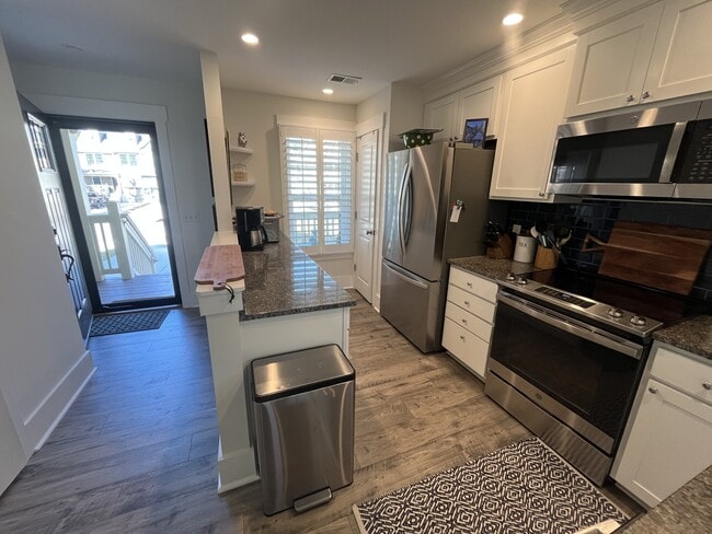 Photo - 16 Old Stoney Ln