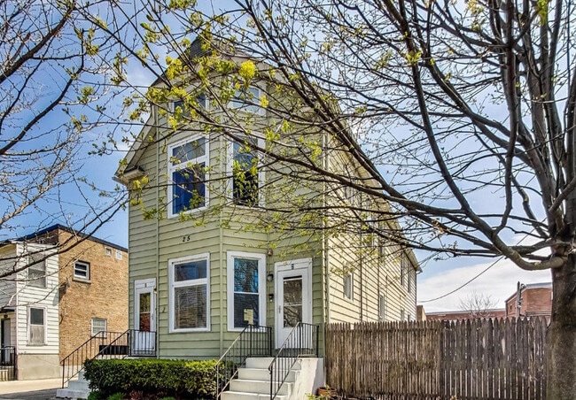 Building Photo - 25 Webster Ave Unit 2 Rental