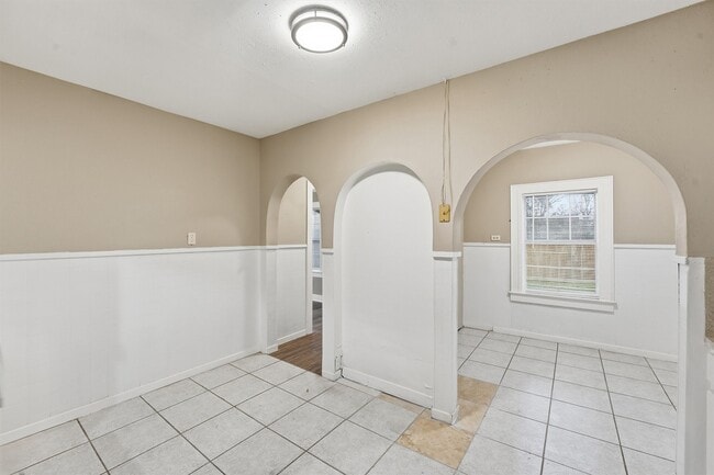 Photo - 144 Glendale St