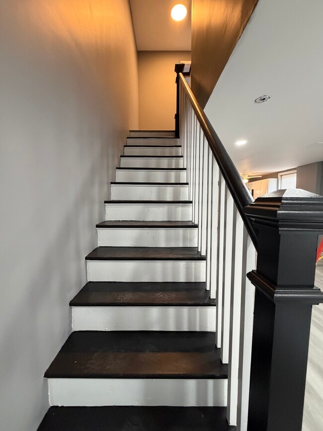 Photo - 547 Eastlawn Ave