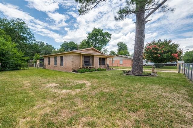 Building Photo - 215 Satinwood Dr Rental