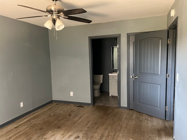 Photo - Phillips 711