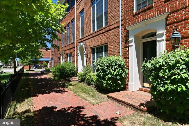 Photo - 478 Ferdinand Day Dr