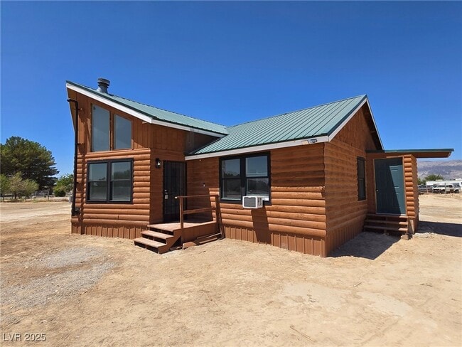 Photo - 270 W Patricia Ave