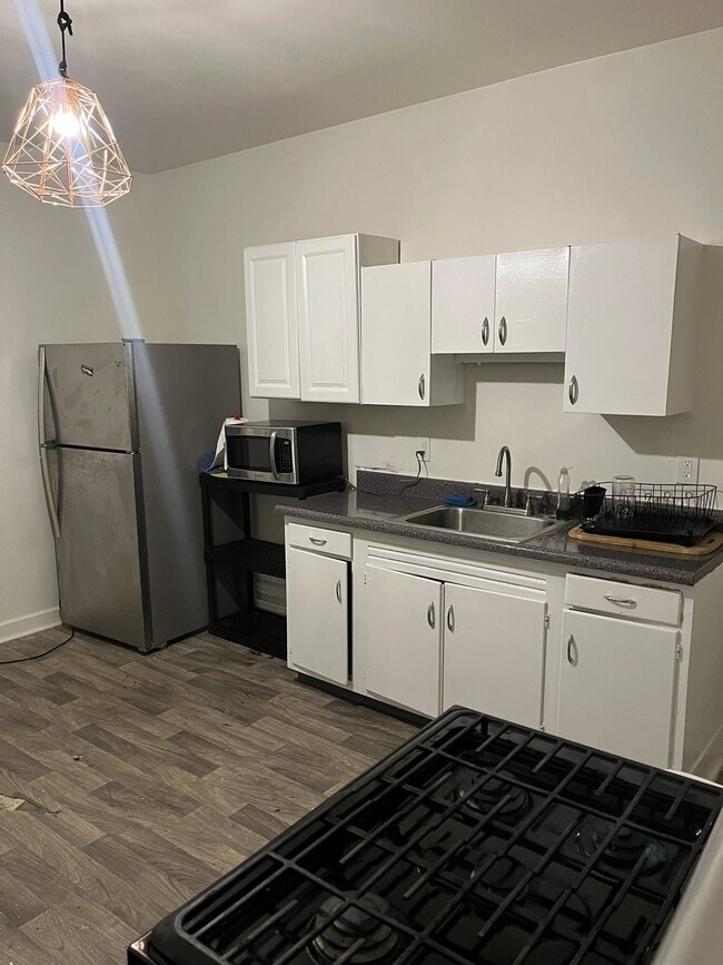 Photo - 321 Walter St