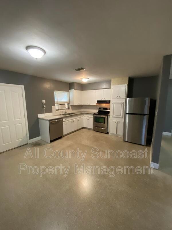Photo - 5036 10th Ave N