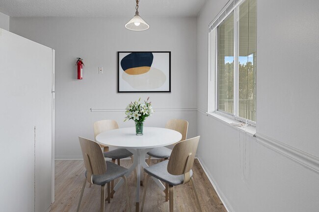 Photo - New Flooring Unidad Apt #26