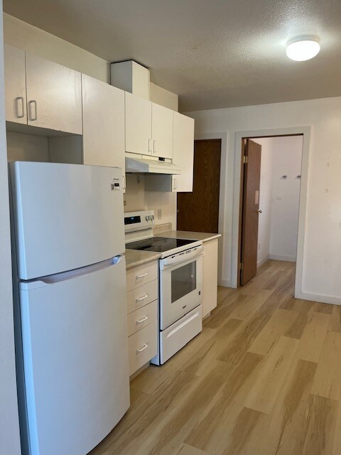 Photo - 9019-386 86 St