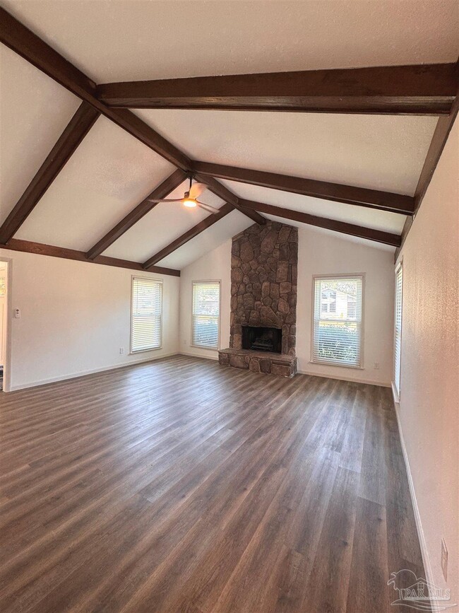 Photo - 1012 Great Oaks Dr