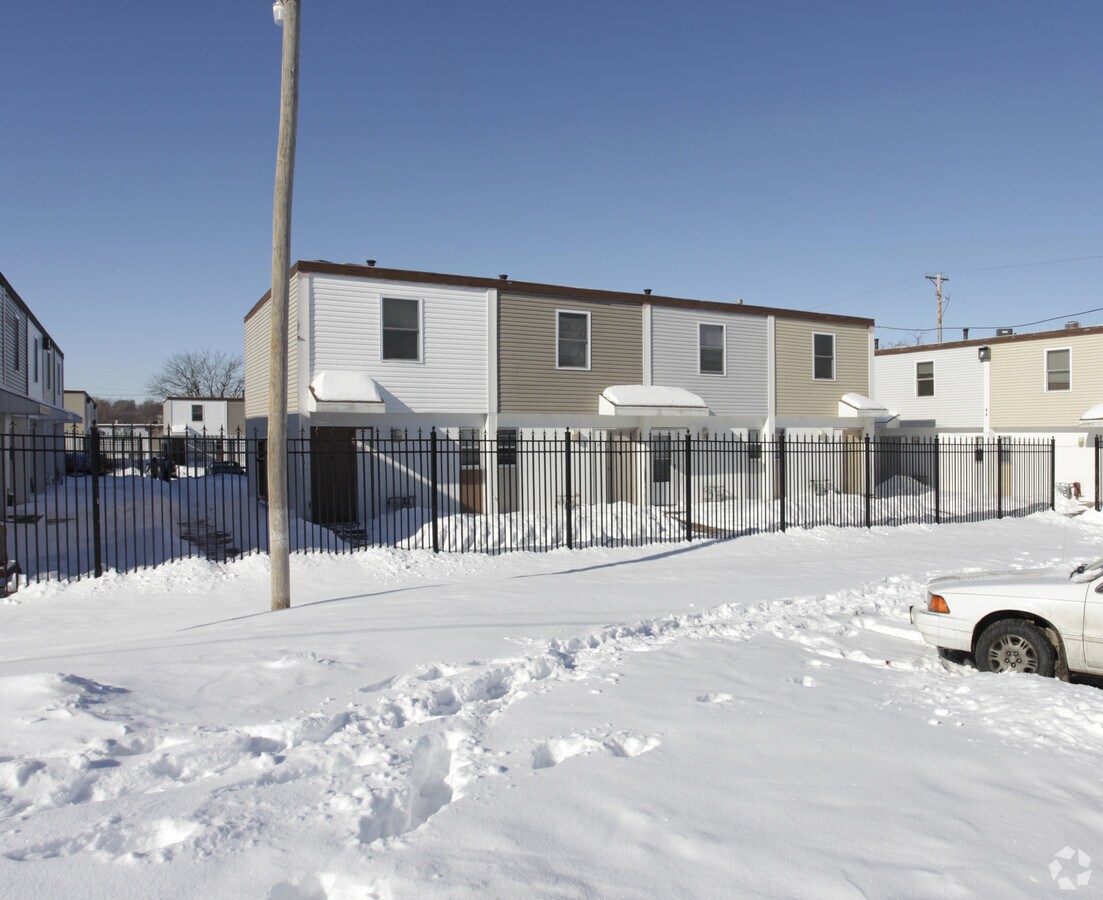 Yale Park - Yale Park Apartments