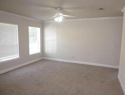 Photo - 4441 Burbank Dr Unidad 306