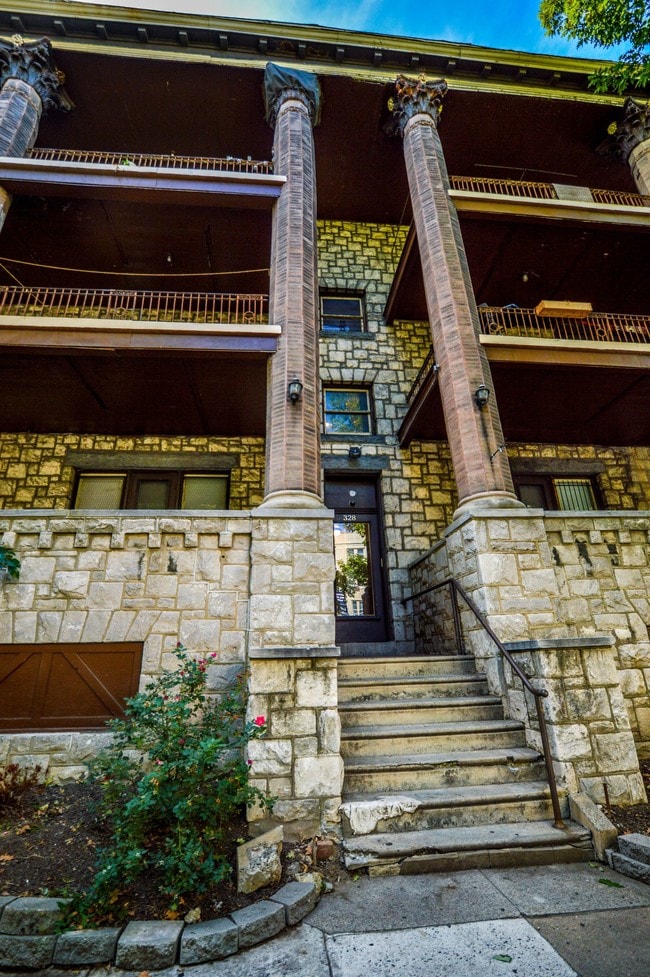 Photo - Pine Terrace Apartments