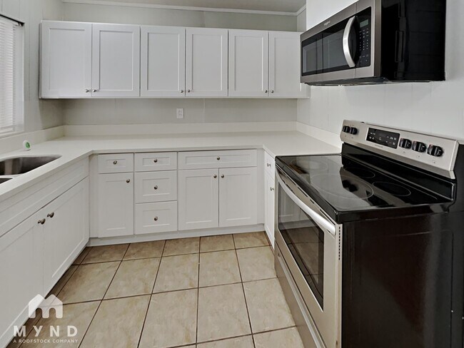 Photo - 4406 Hayes Pl