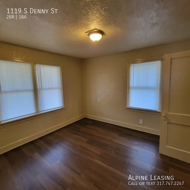 Photo - 1119 S Denny St