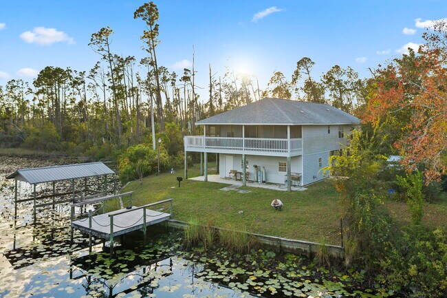 Fotografía del edificio - 6414 Stoney Point Rd Unidad B