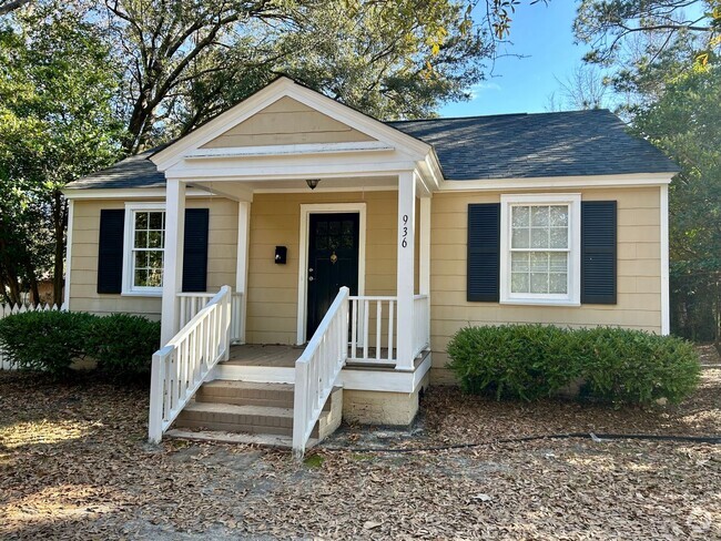 Building Photo - Adorable Cottage Vibes! Rental