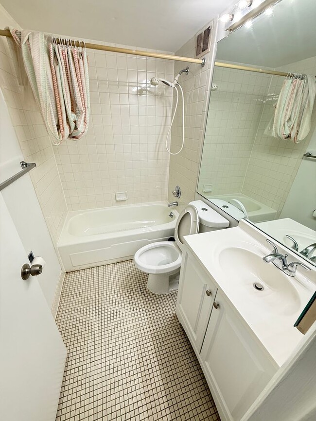 Photo - 6711 Park Heights Ave Unit 207